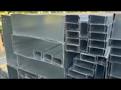 柔軟なカスタマイズされた曲がり半径 温水浸しGIケーブルトレイ 中程度の負荷容量